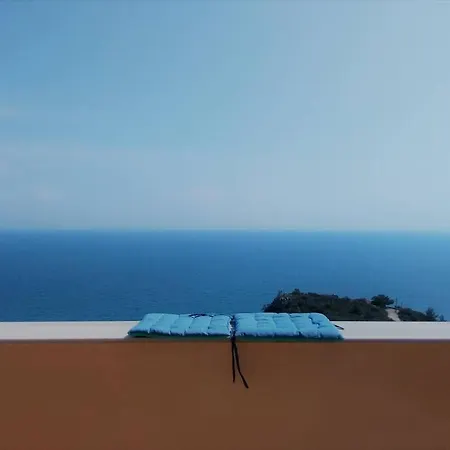 With Amazing View Apartament Gythio